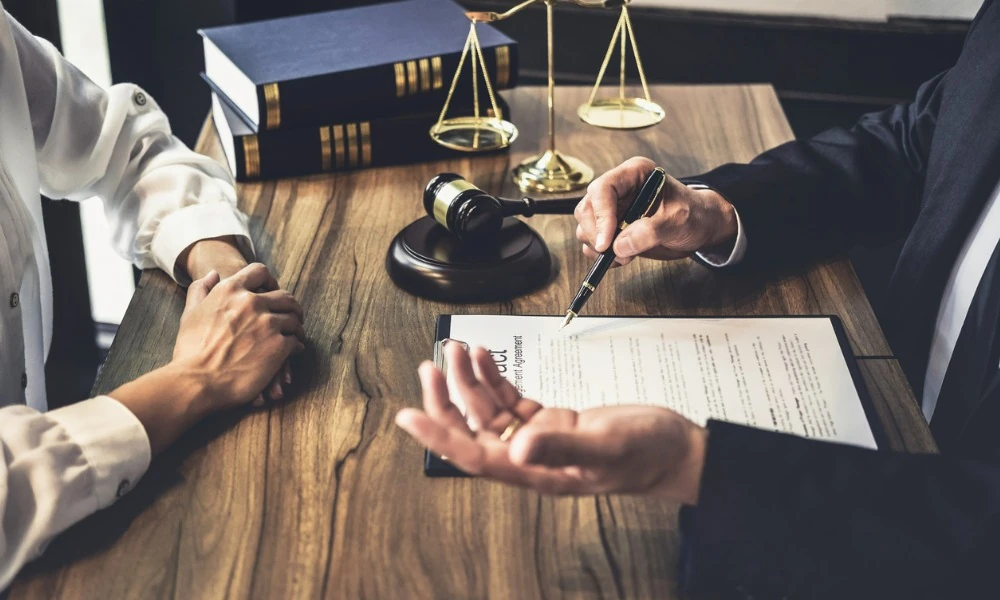 How a Chapter 13 Bankruptcy Attorney in New York Helps Navigate Financial Recovery